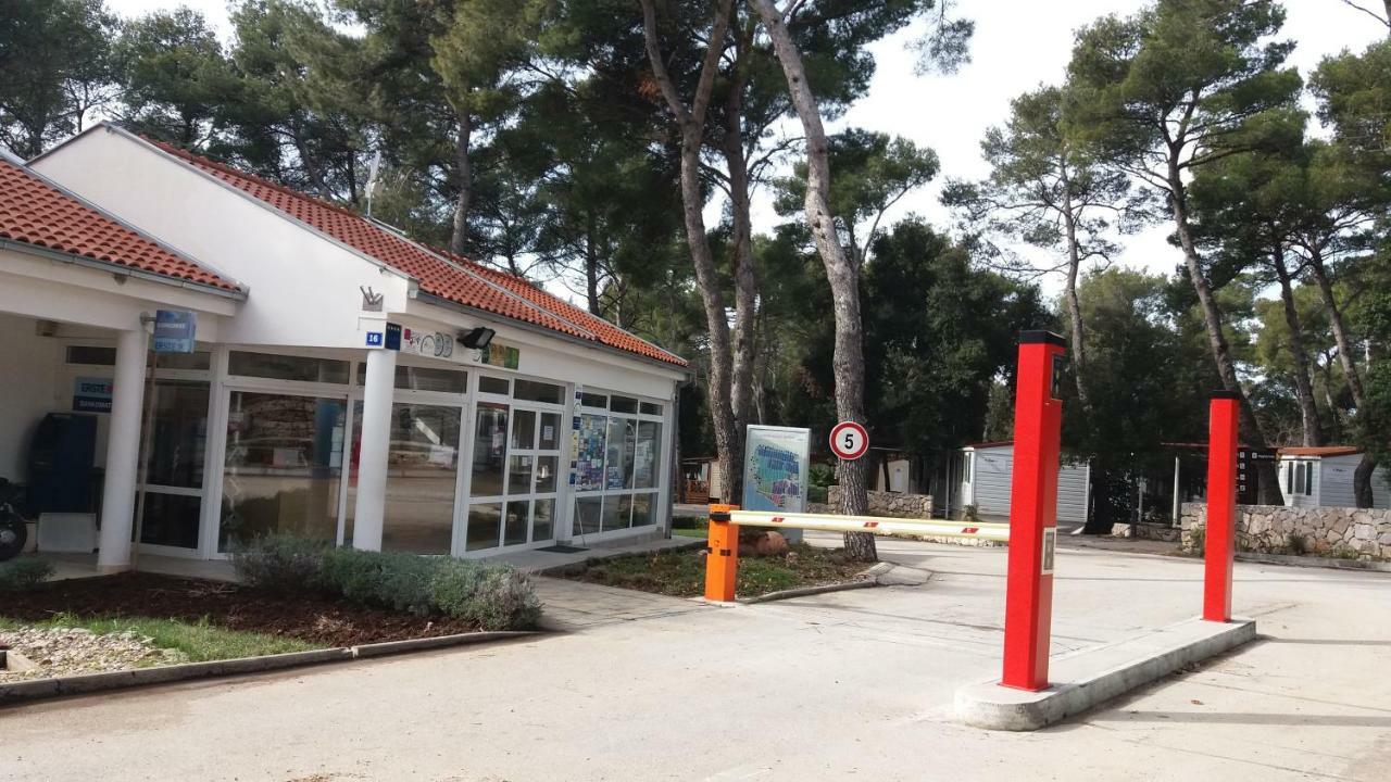 Seahorse Mobile Home, Soline Biograd Biograd Na Moru Bagian luar foto