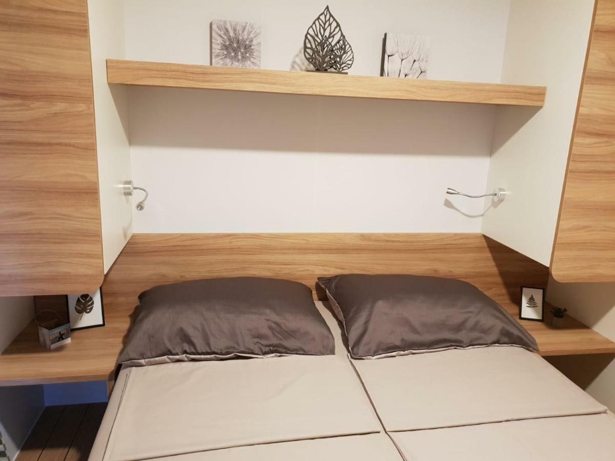 Seahorse Mobile Home, Soline Biograd Biograd Na Moru Bagian luar foto