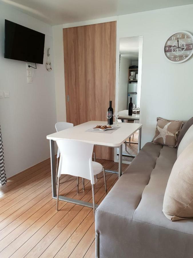 Seahorse Mobile Home, Soline Biograd Biograd Na Moru Bagian luar foto